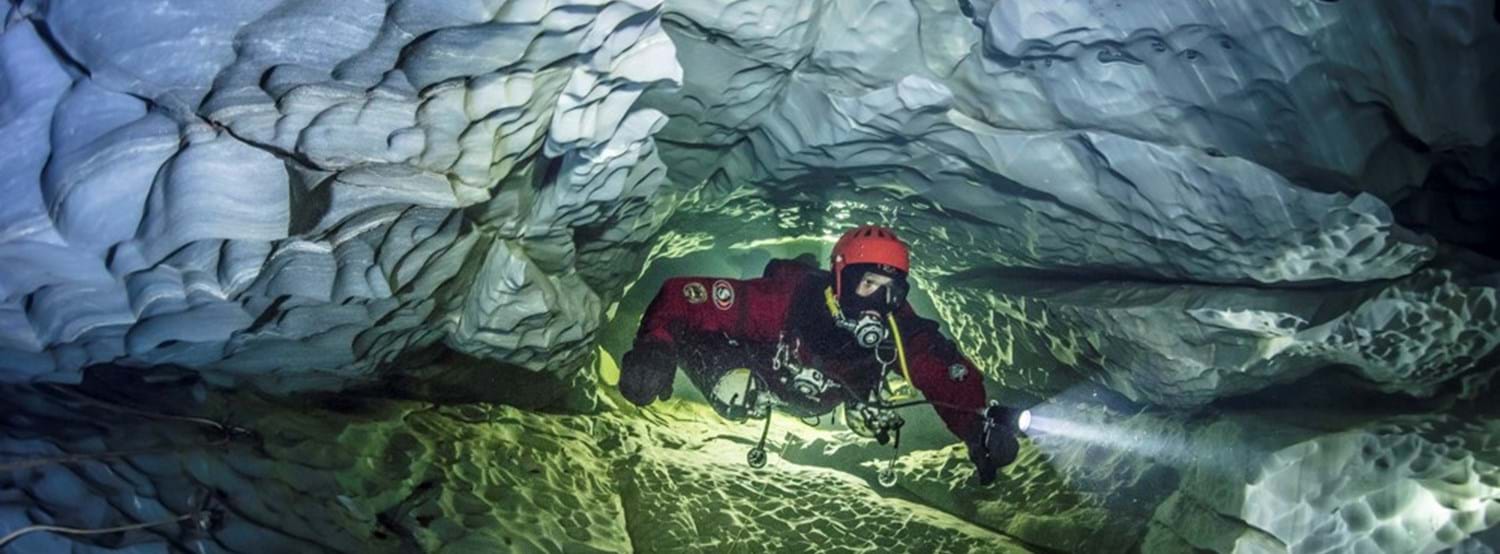 Dmitri Gorski does cave diving on his leisure time – here exploring the longest underwater cave in Sweden during Expedition Bjurälven. Photo by Irena Stangierska.