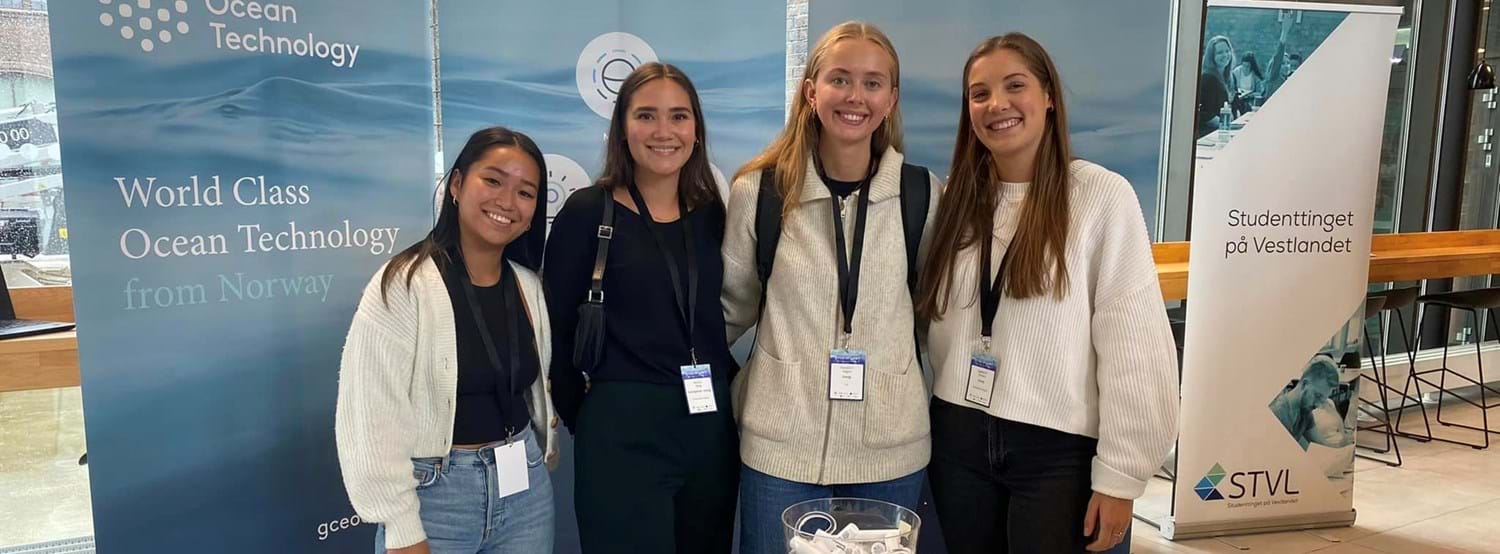 Students visiting our stand at HVL during The Ocean Young in 2022.